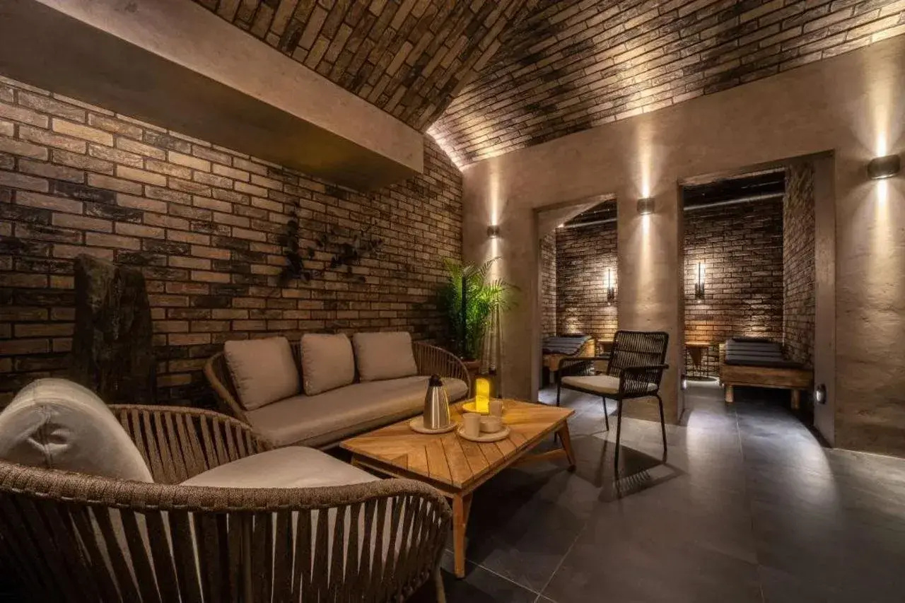 Photo - The Viaduct - Suites & More