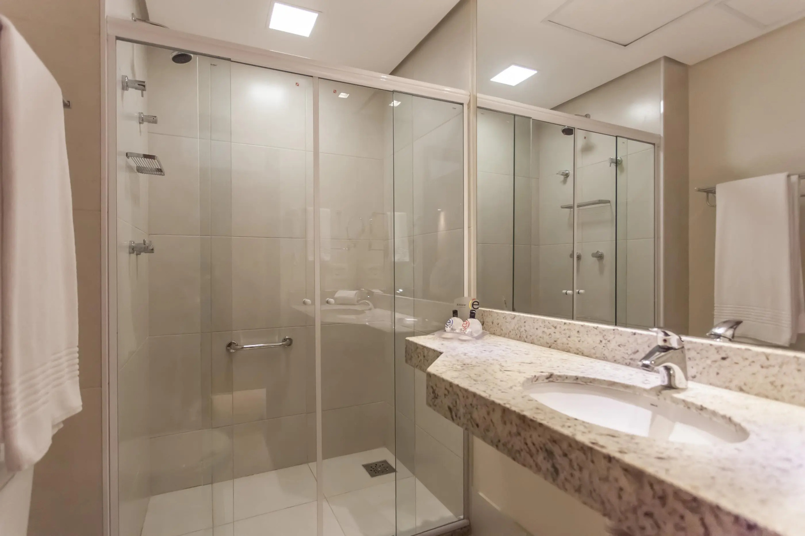 Foto - Esuites Virginia Luxemburgo BH