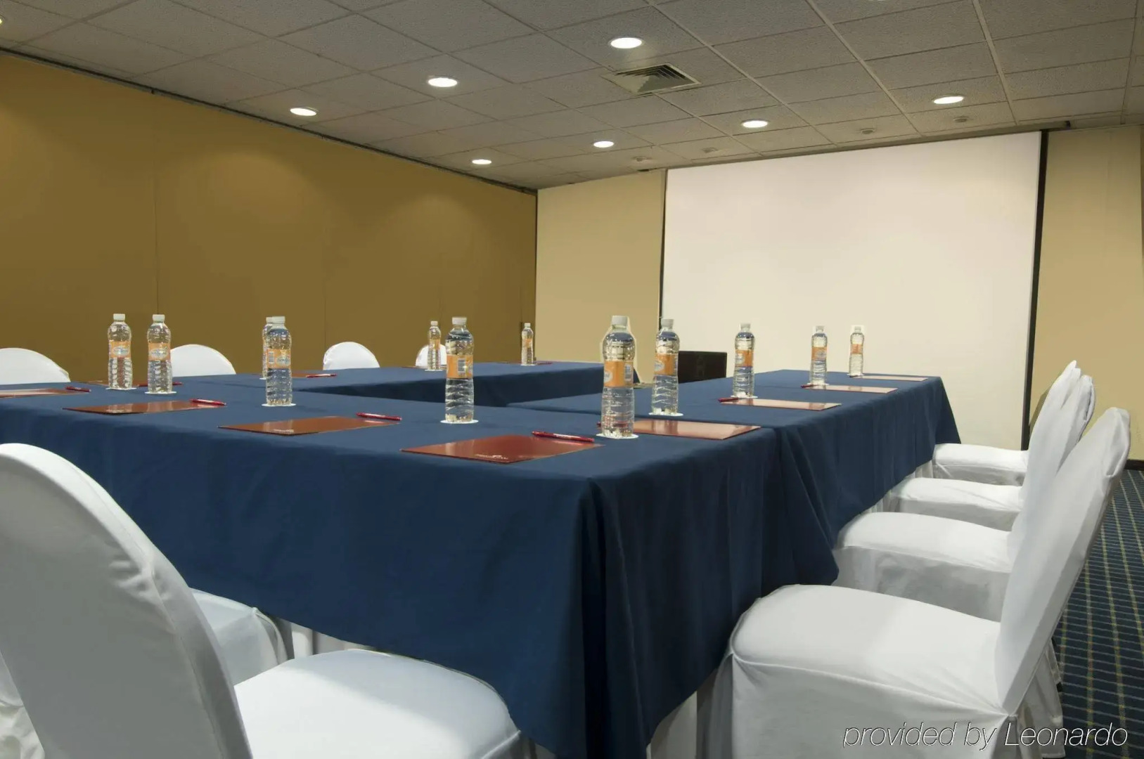 Foto - Fiesta Inn Express Perinorte