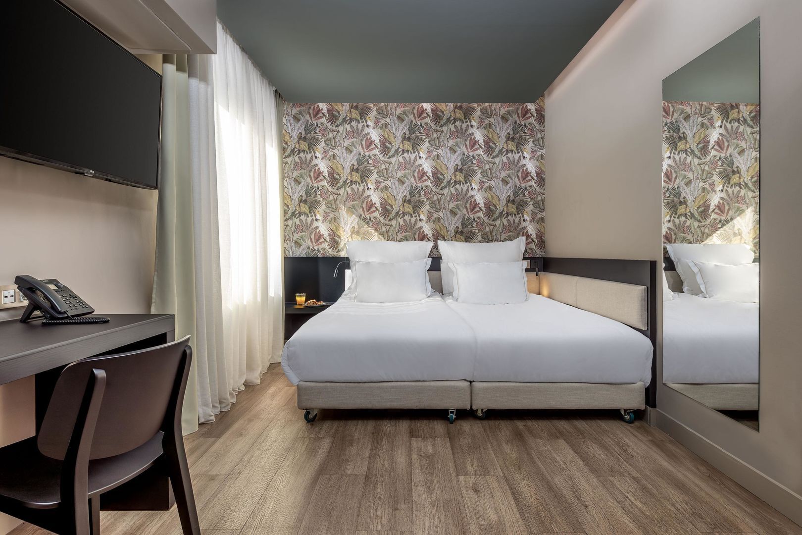 Foto - Casual Kubic Athens