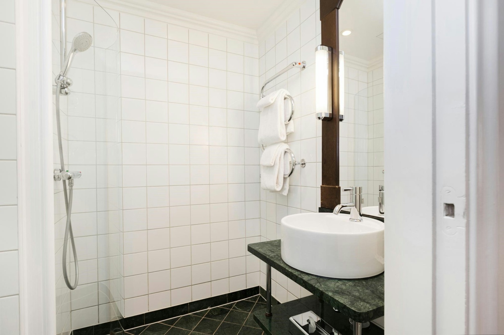 Photo - Elite Park Avenue Hotel