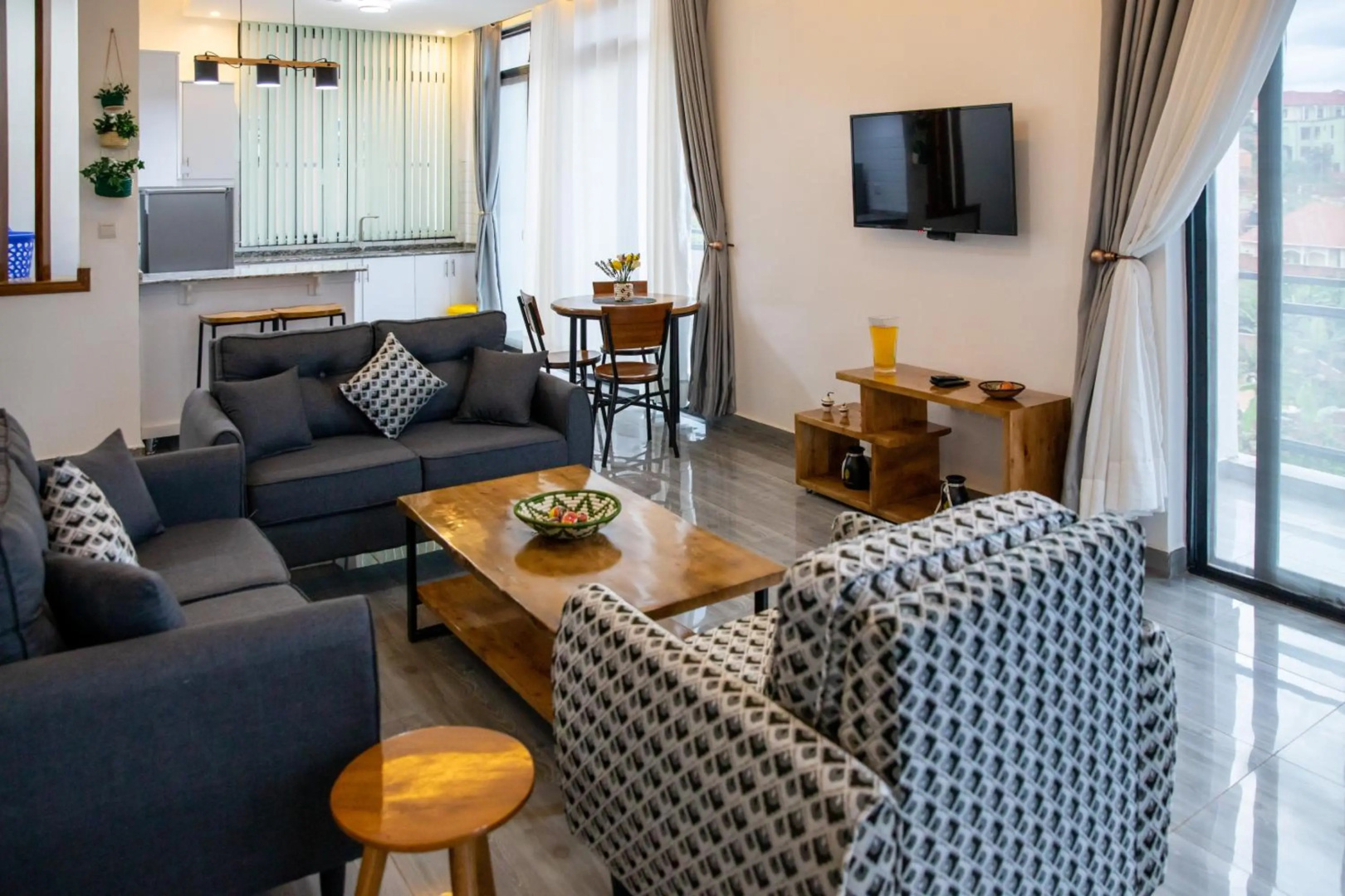 Ikaze Apartments