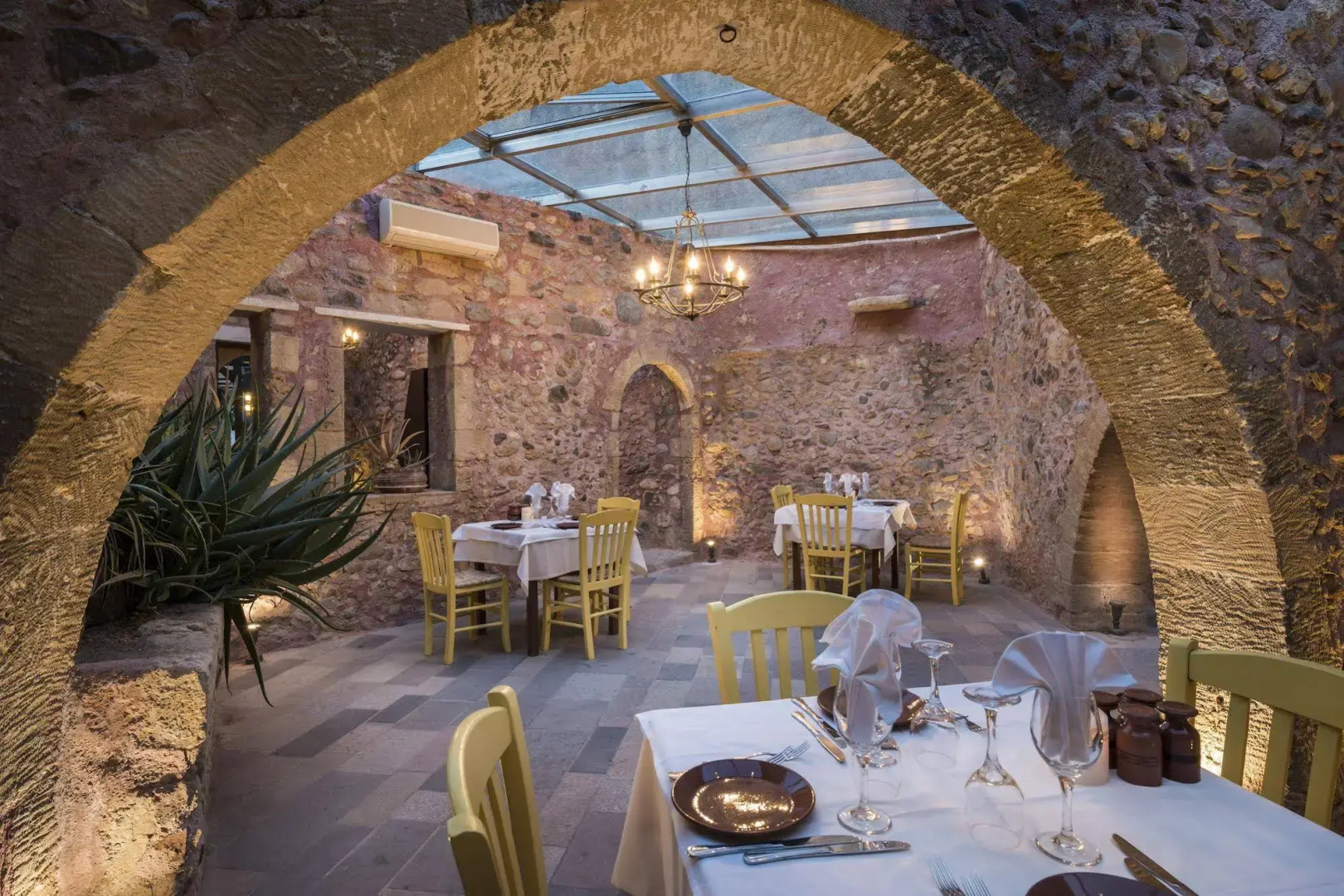 Photo - Spilia Village Hotel & Villas