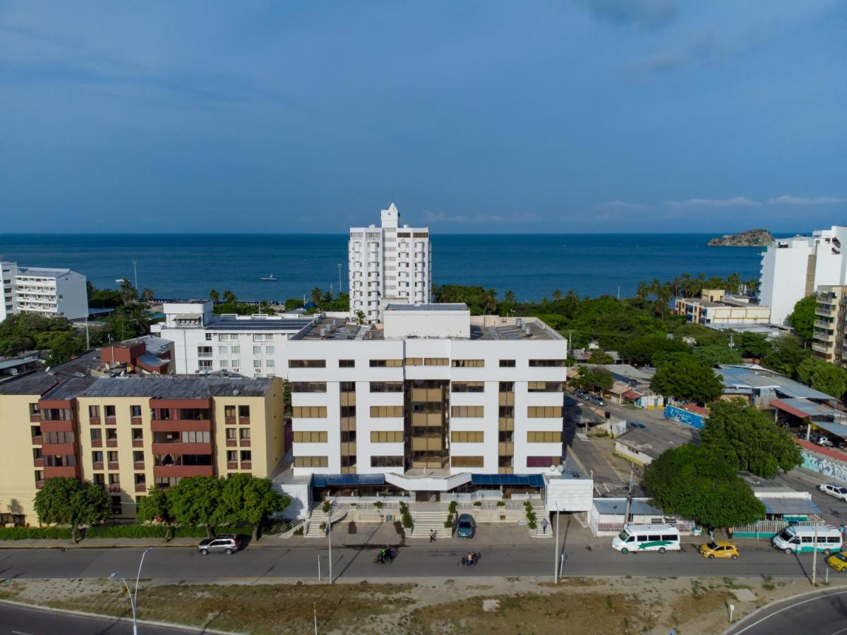 Photo - Hotel Axis Inn by Geh Suites