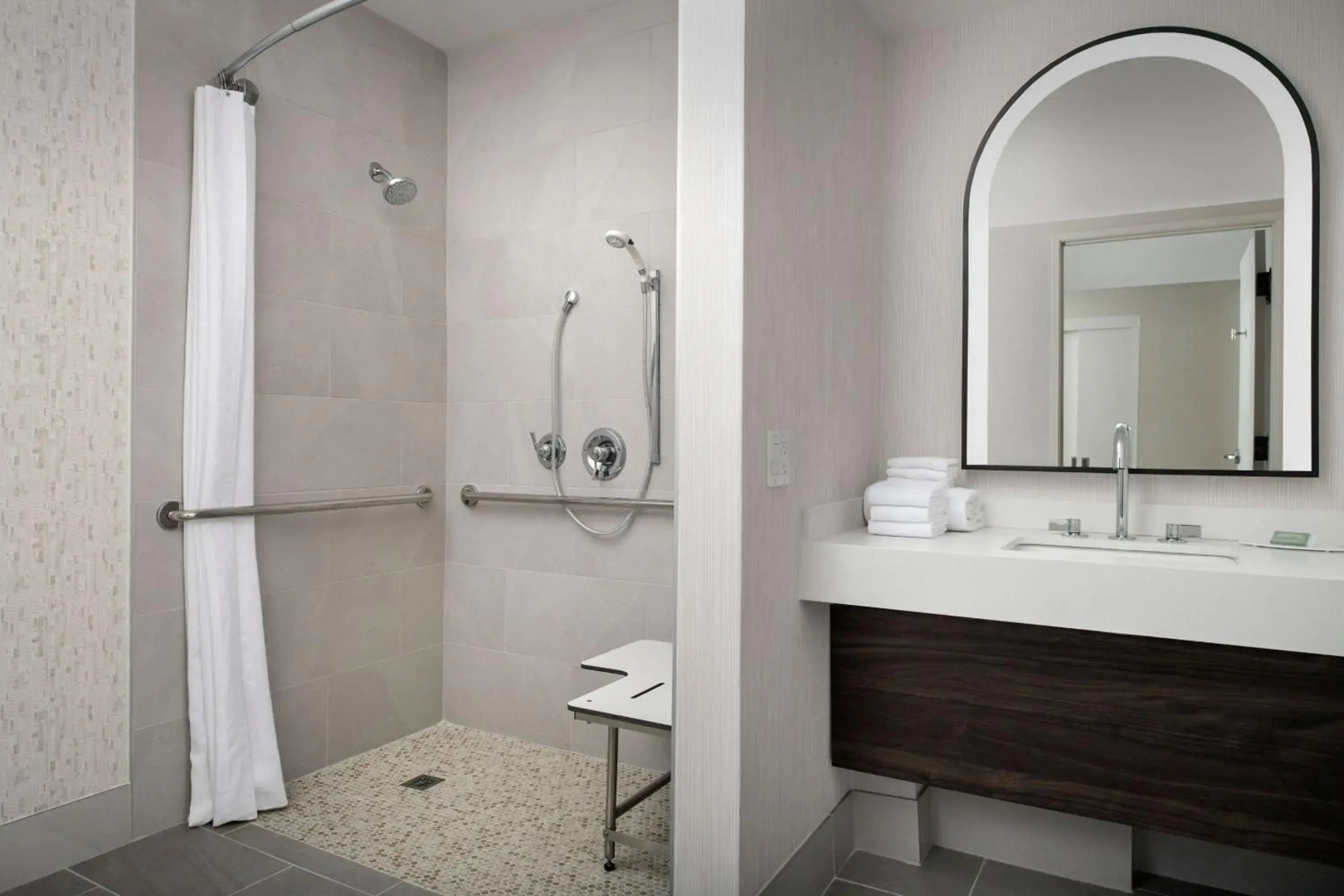 Photo - Courtyard by Marriott San Diego Downtown