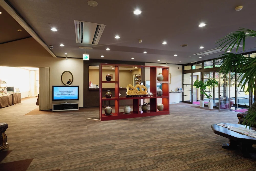 Hotel Hakuryuko Resort