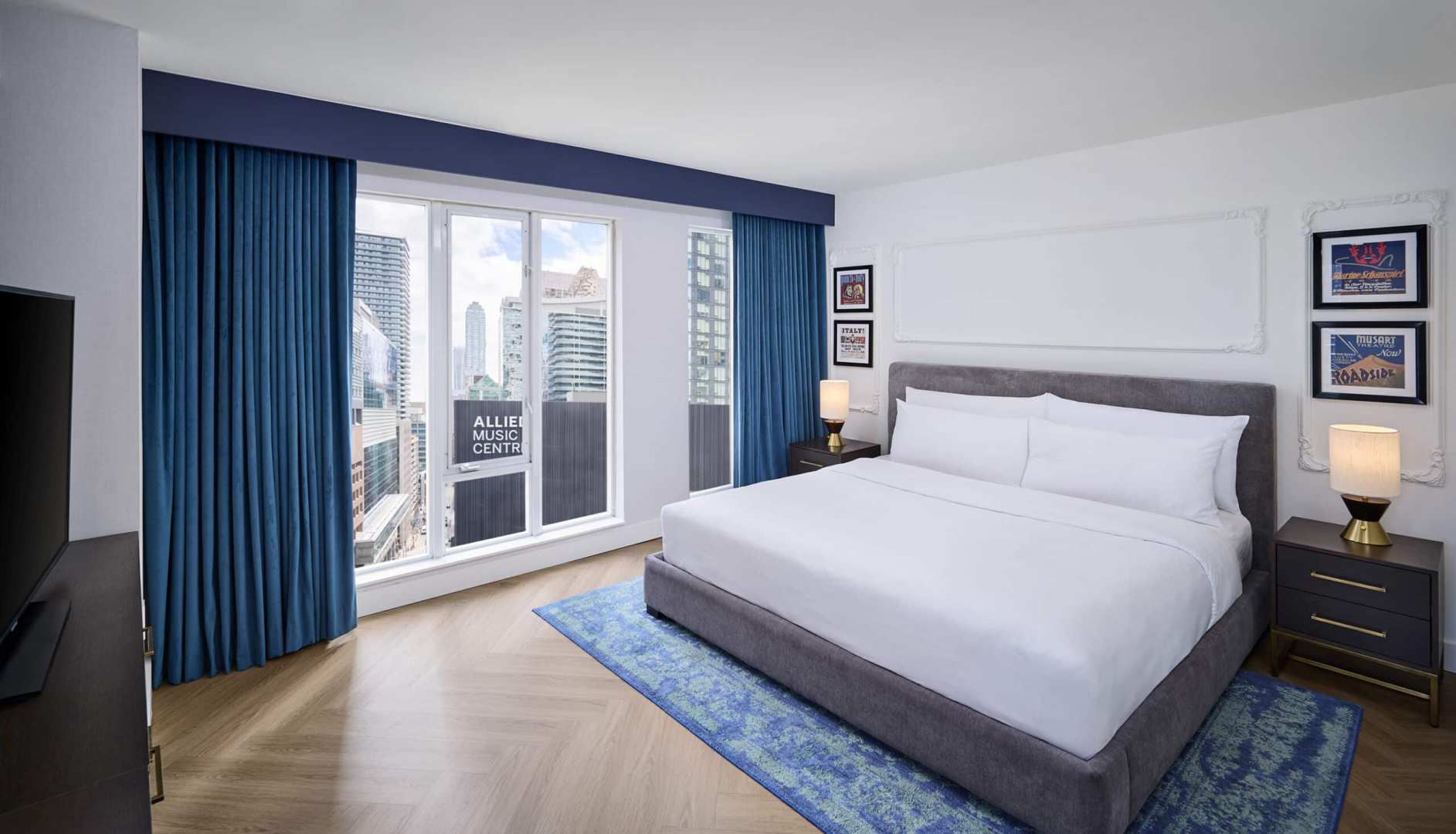 Photo - Pantages Hotel Toronto Centre