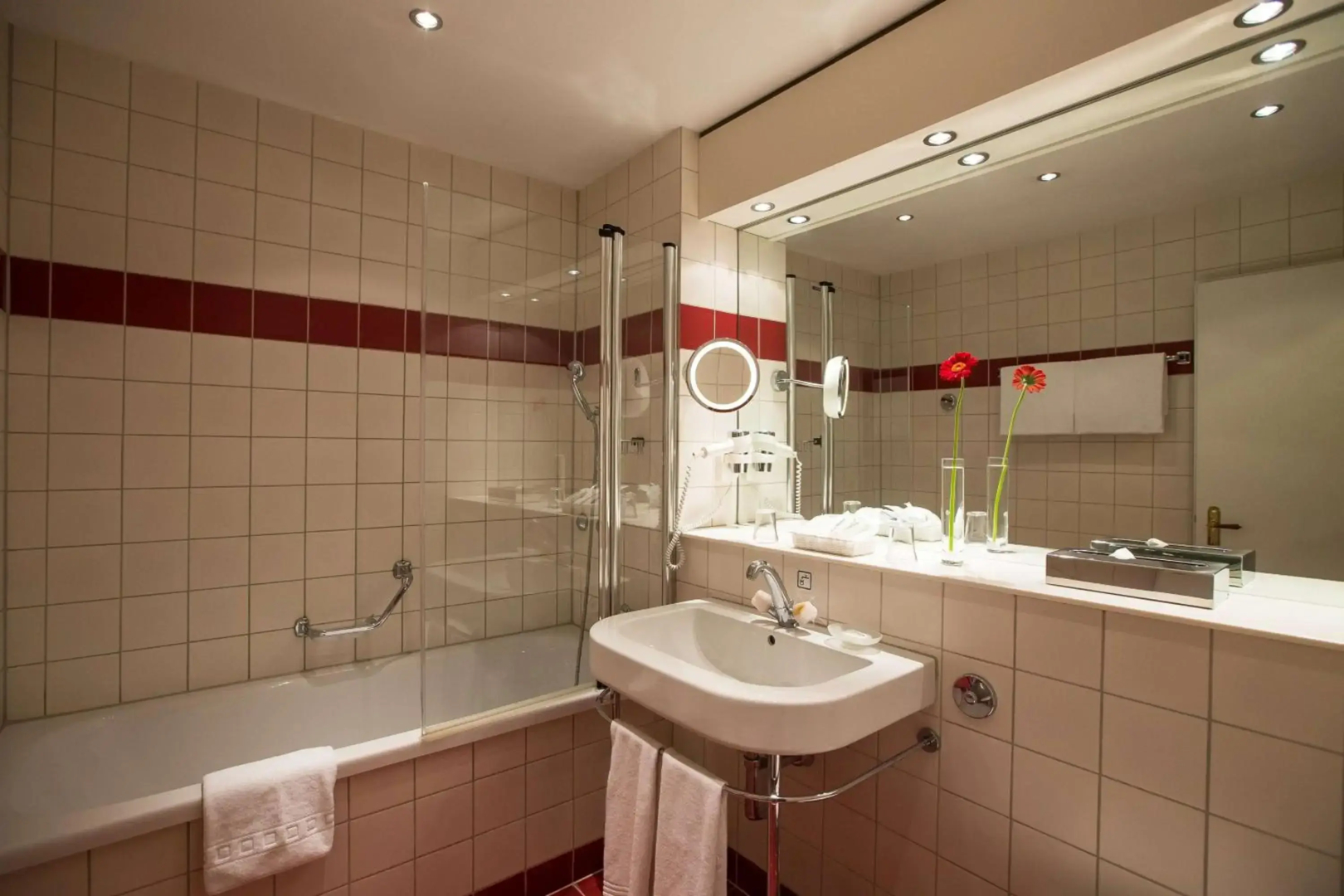 Photo - Grand Hotel Beau Rivage Interlaken