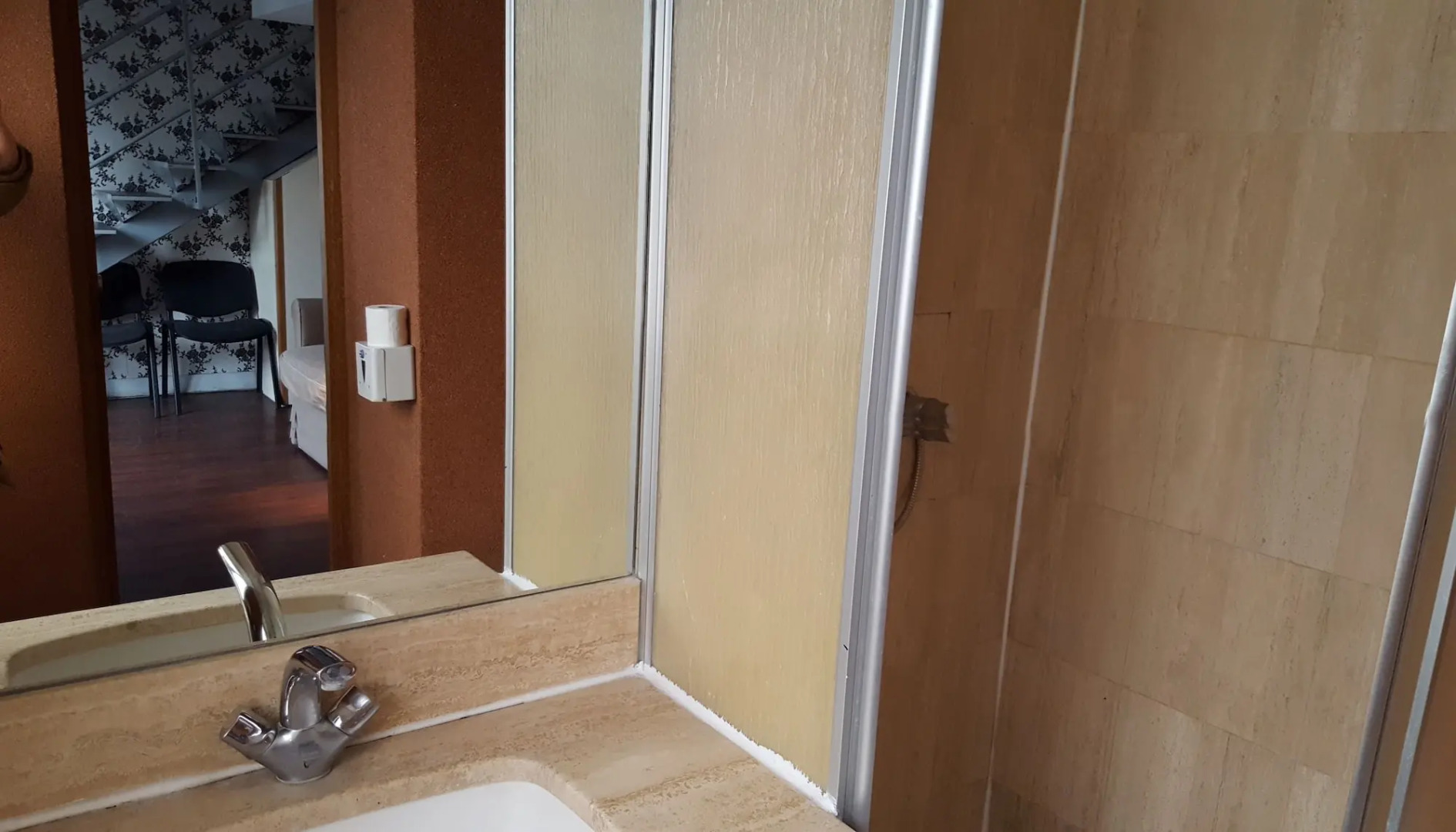 Photo - Hôtel Média