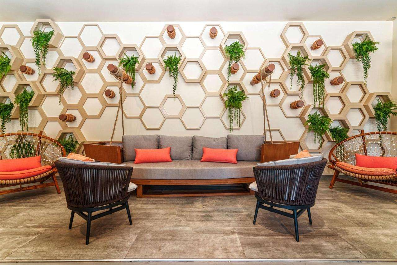 Photo - Virgin Hotel Las Vegas, Curio Collection by Hilton
