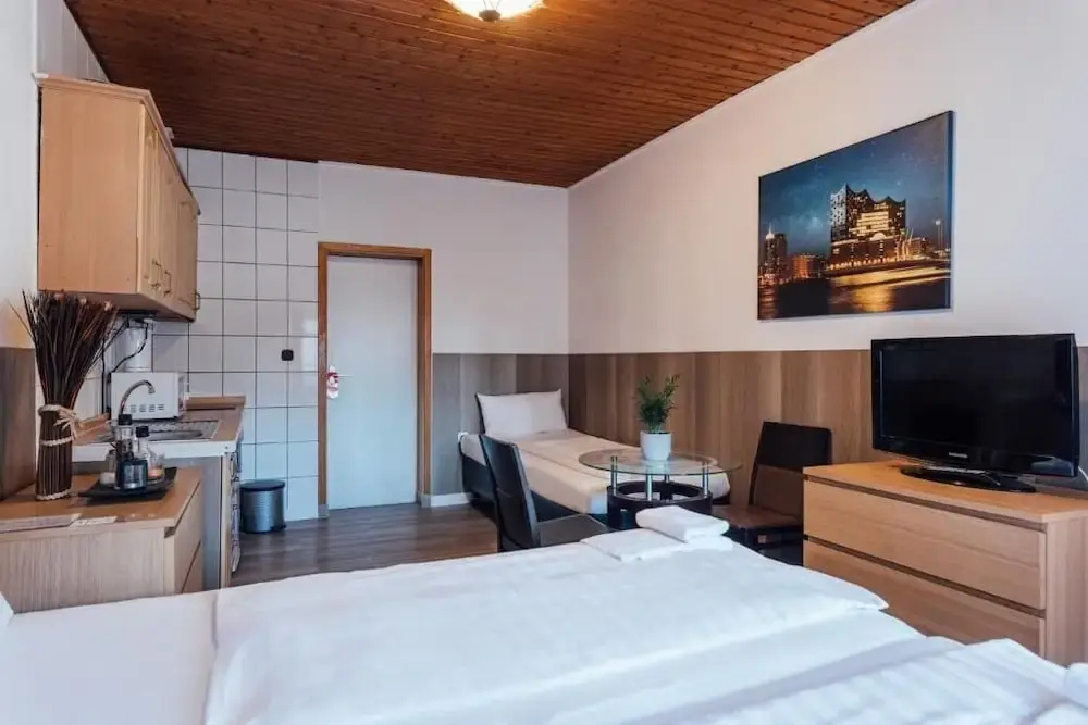 Foto - Hotel Hanseat Hamburg - Free Parking
