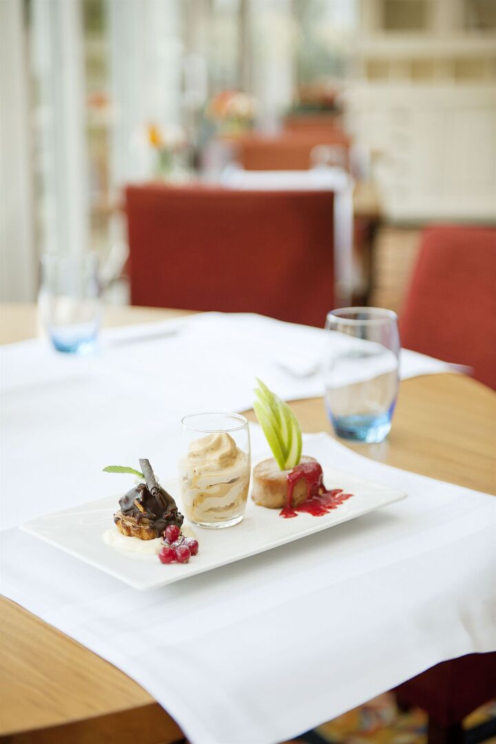 Photo - Carlton President