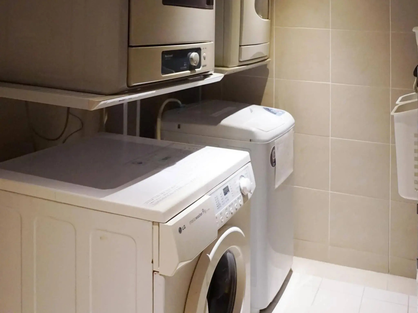 Photo - Royal Inn Taipei Nanxi - MRT Zhongshan Station