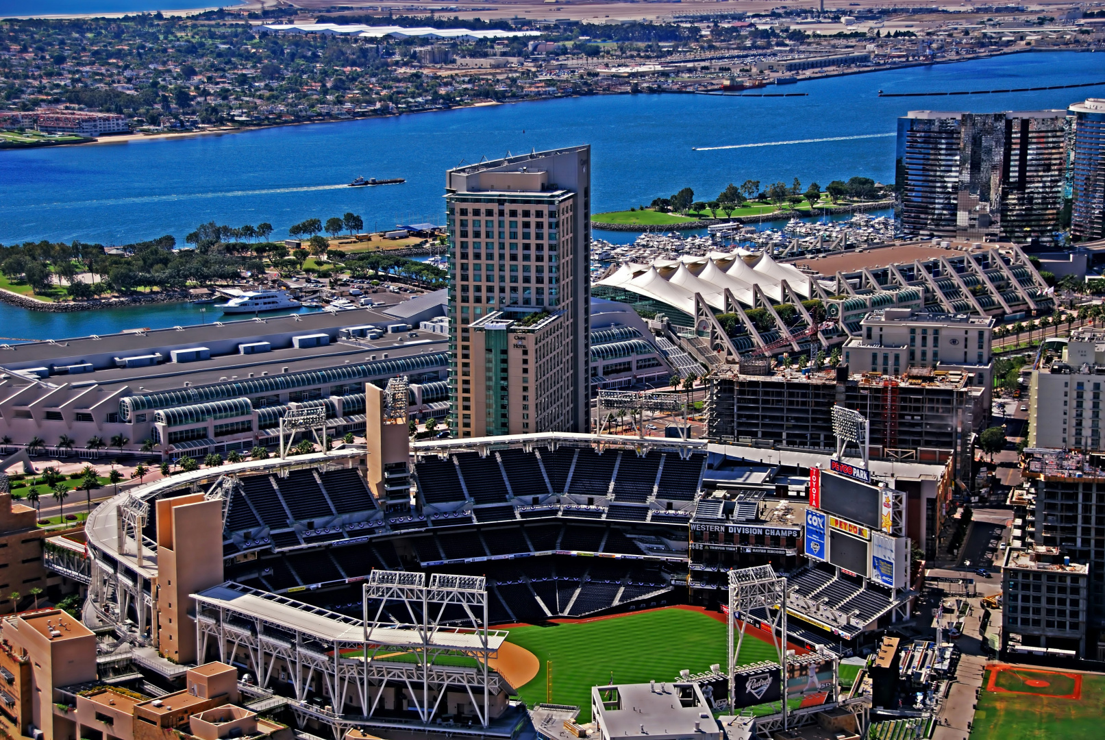 Photo - Omni San Diego Hotel at the Ballpark