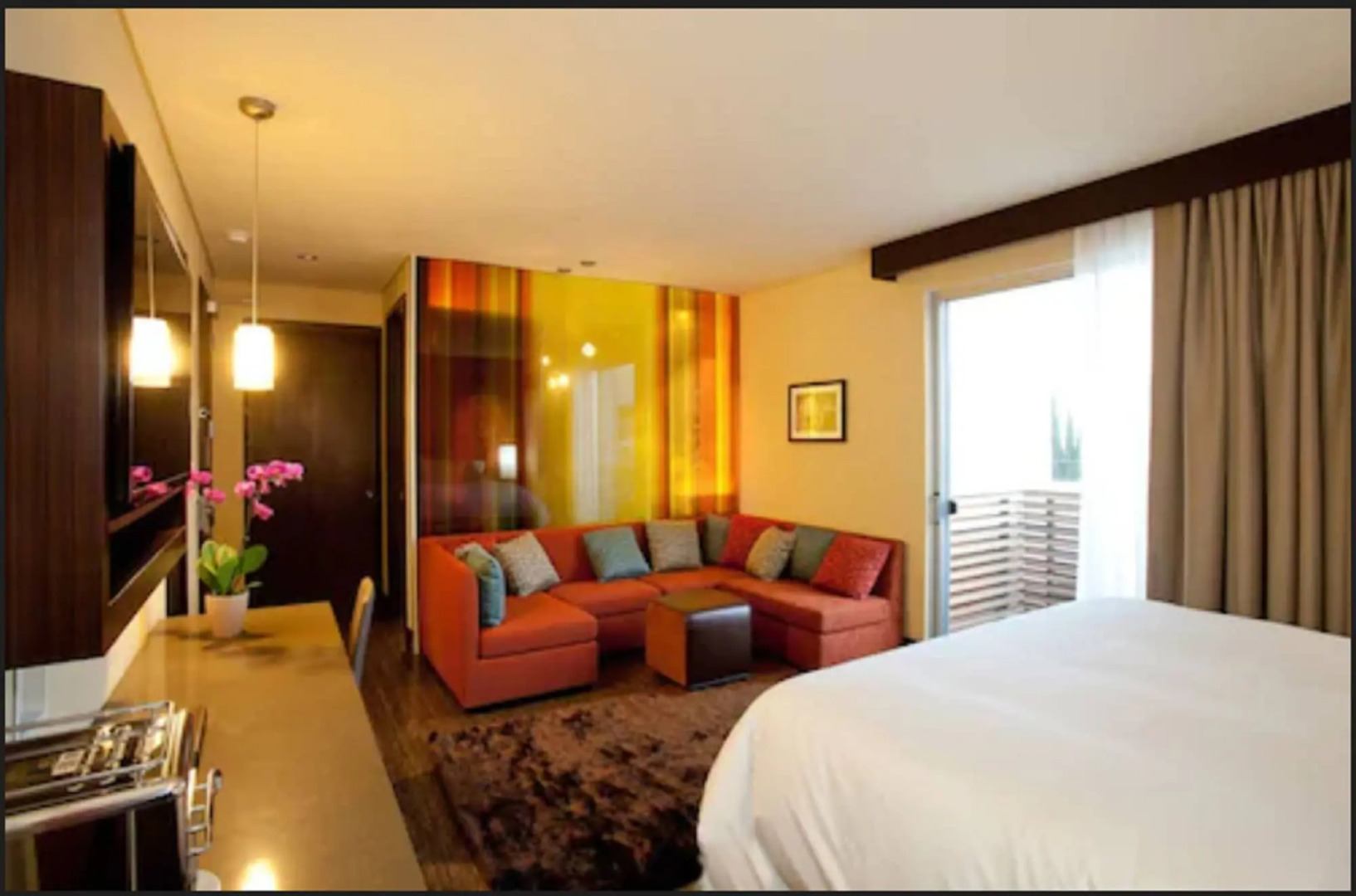 Photo - SIRTAJ – Beverly Hills