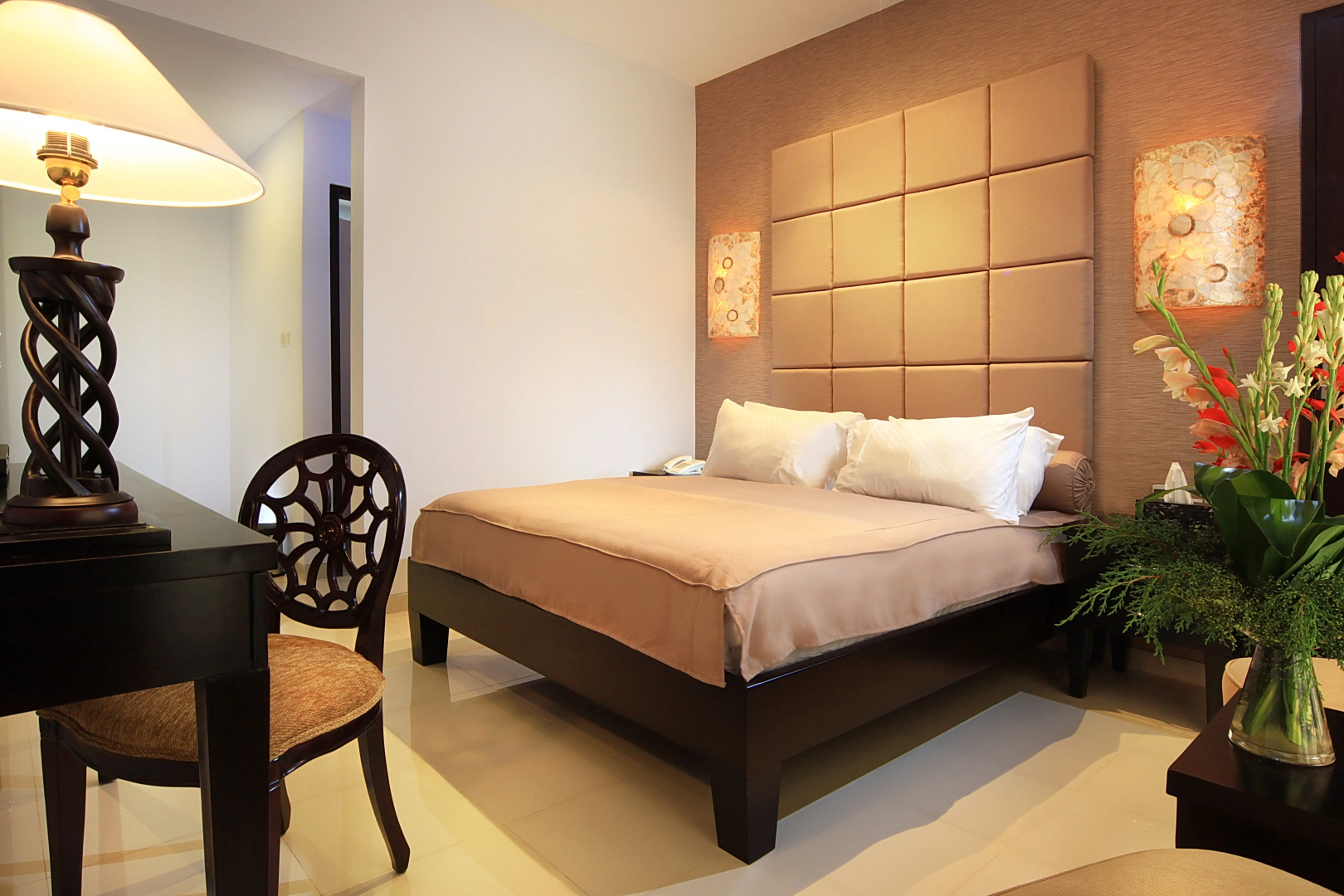Photo - The Radiant Hotel