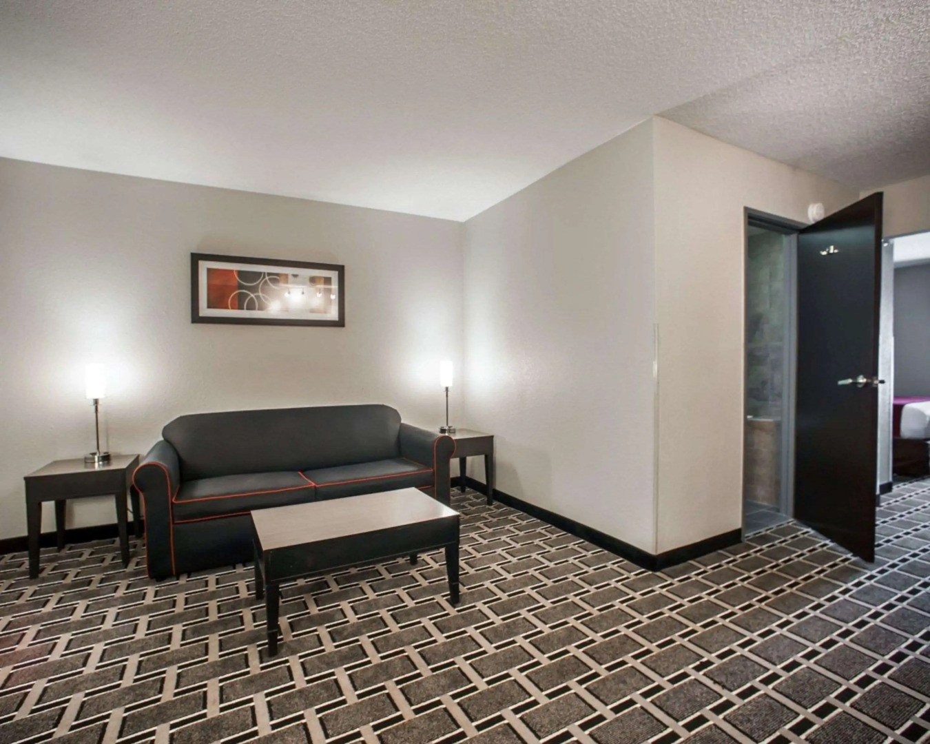 Photo - Comfort Suites Nashville Airport - BNA