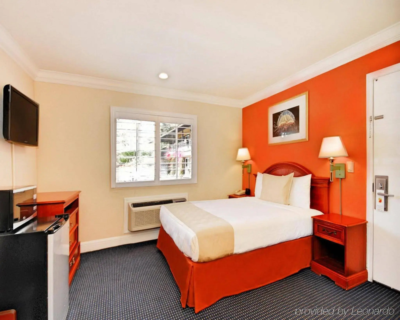 Photo - Aura Inn Monterey