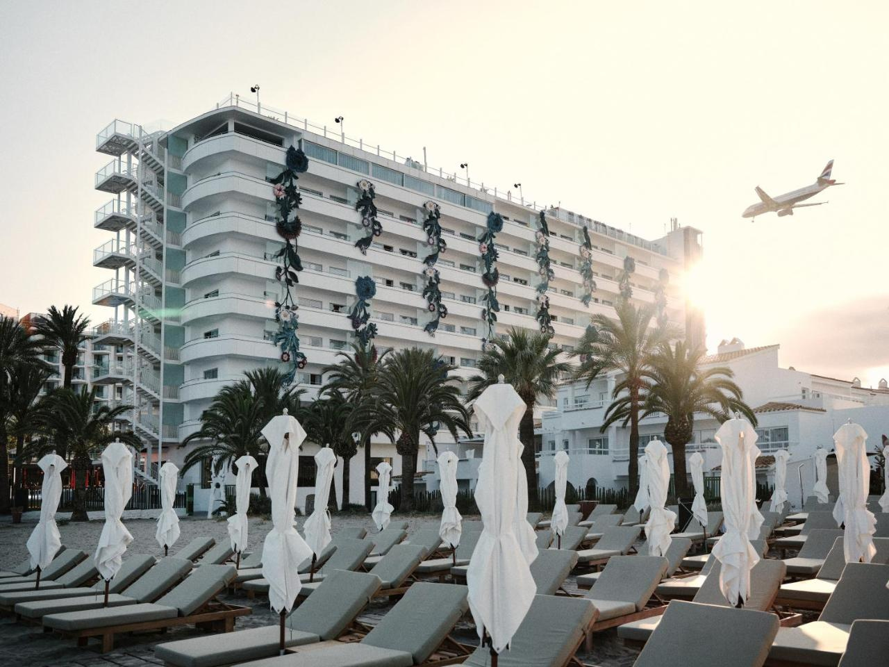 Foto - The Unexpected Ibiza Hotel - Ushuaïa Club entrance included