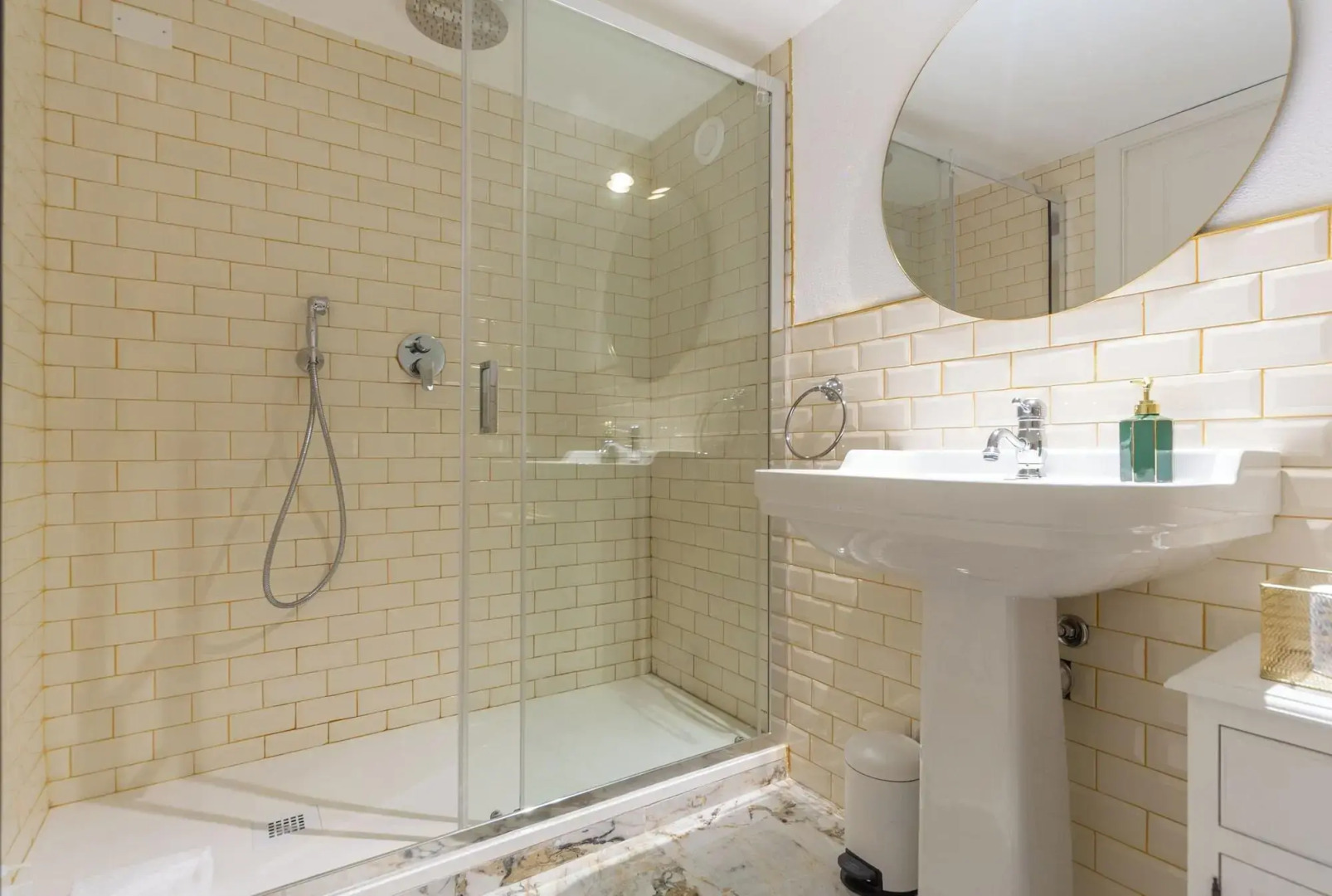 Photo - Duomo Smart Suites