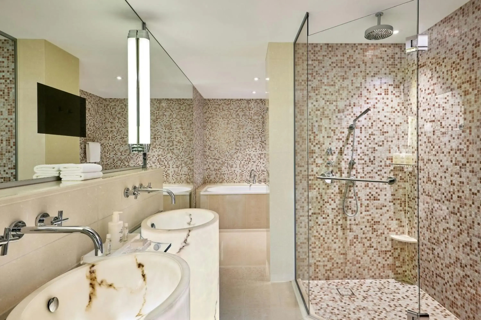 Photo - JW Marriott Hotel Frankfurt