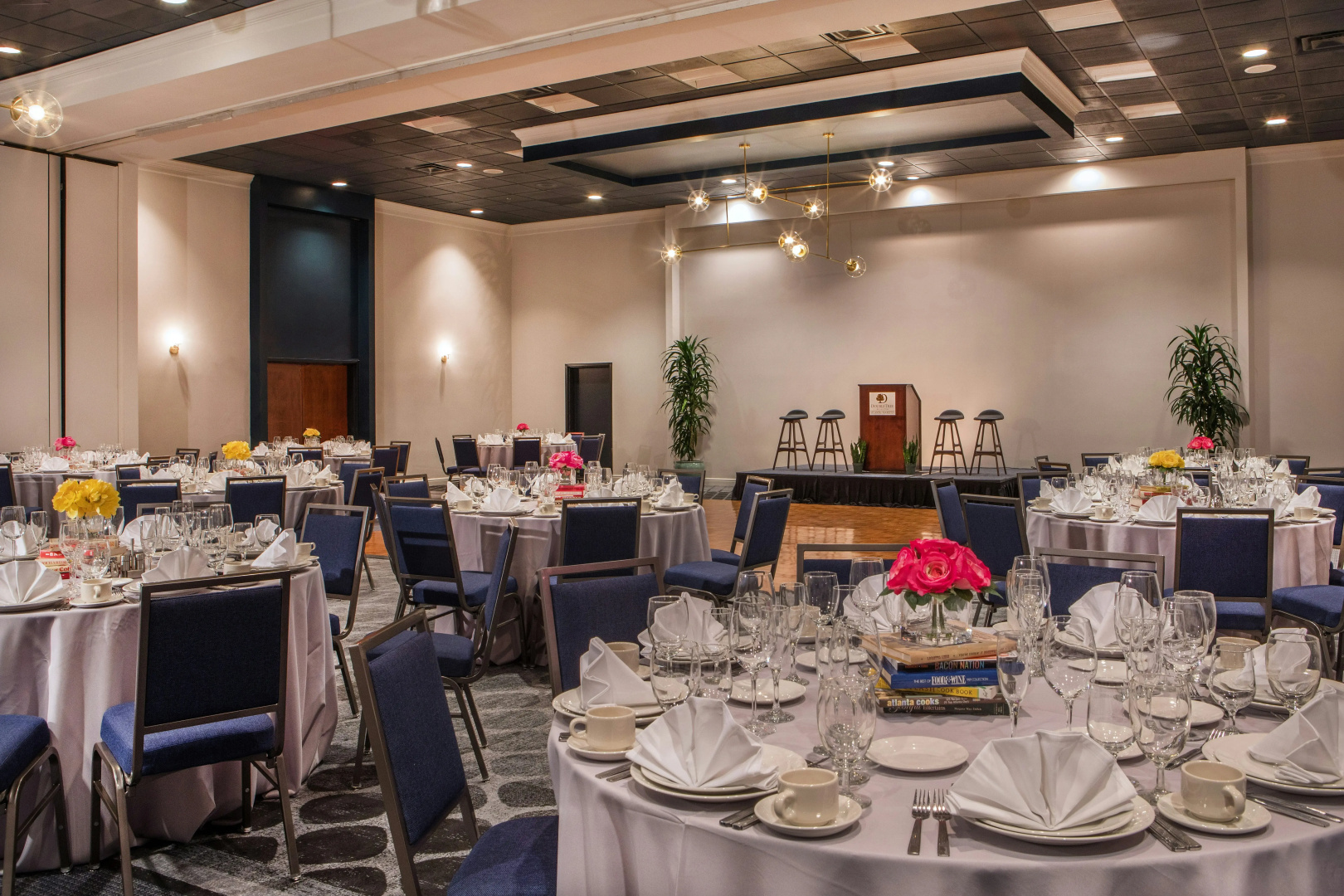 Photo - DoubleTree by Hilton Atlanta Windy Hill Ballpark