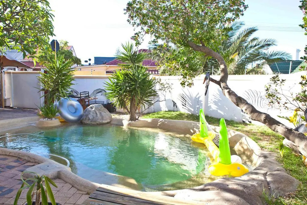 Photo - Green Elephant Backpackers