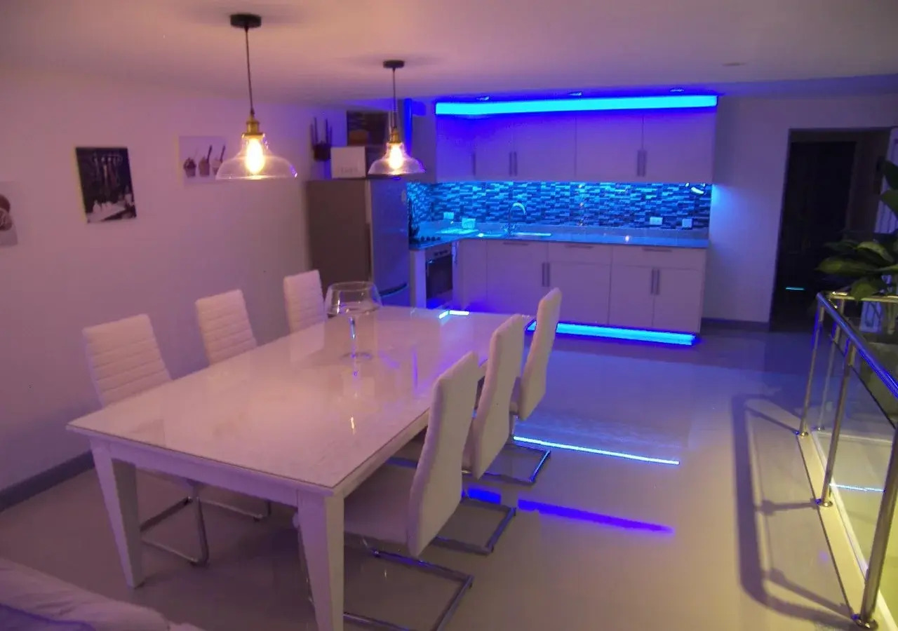 Photo - Swiss Villas Panoramic - Hillside Beach View