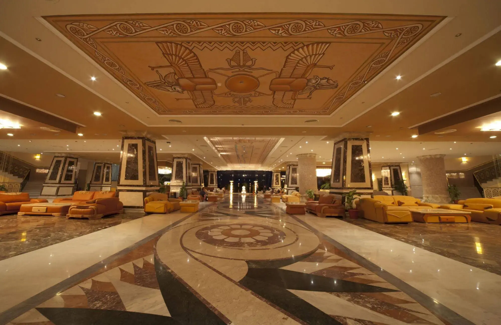 Photo - AMC Royal Hotel & Spa