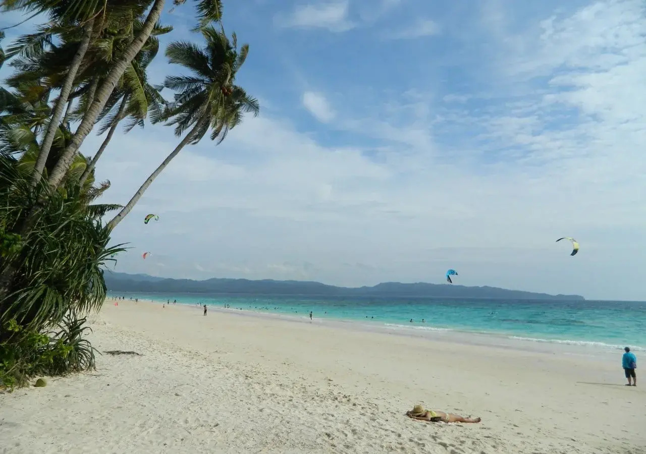 Foto - Astoria Current