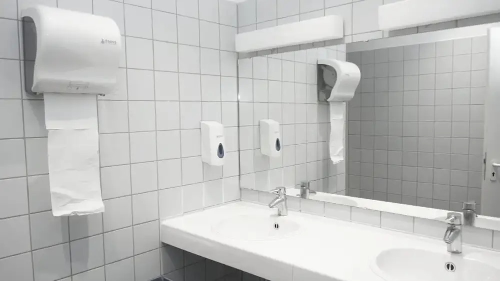 Photo - Low Budget Hostel