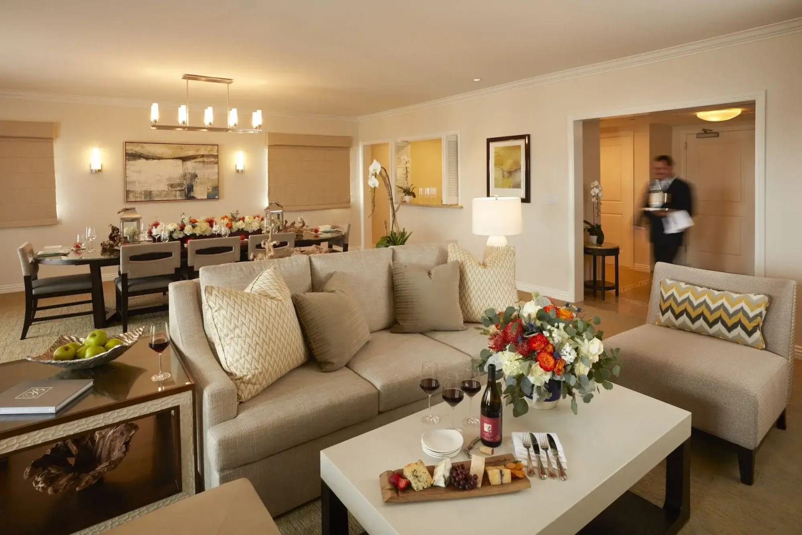 Photo - Balboa Bay Resort