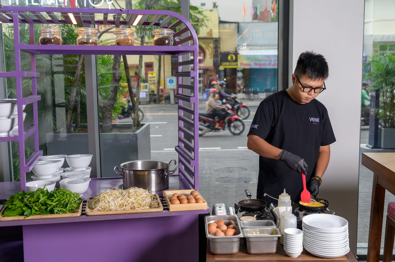 Photo - Wink Saigon Centre, Unscripted by Hyatt - 24 Hours stay