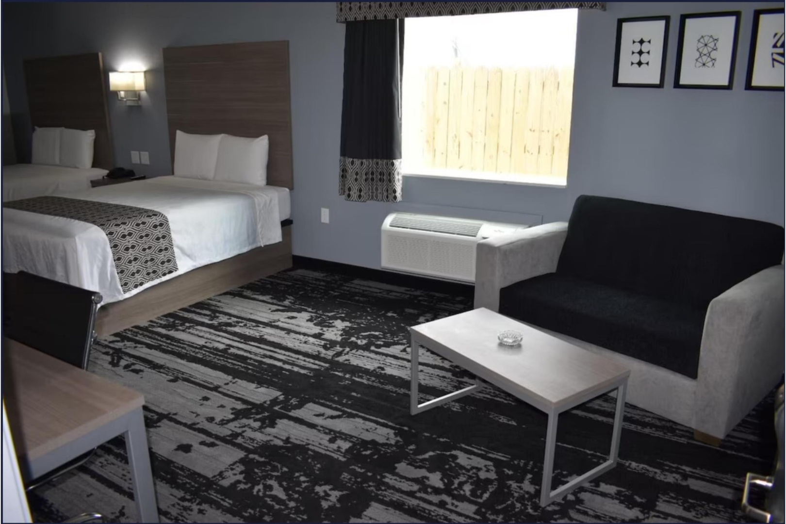Photo - Hotel Royale IAH Airport North Houston I-45