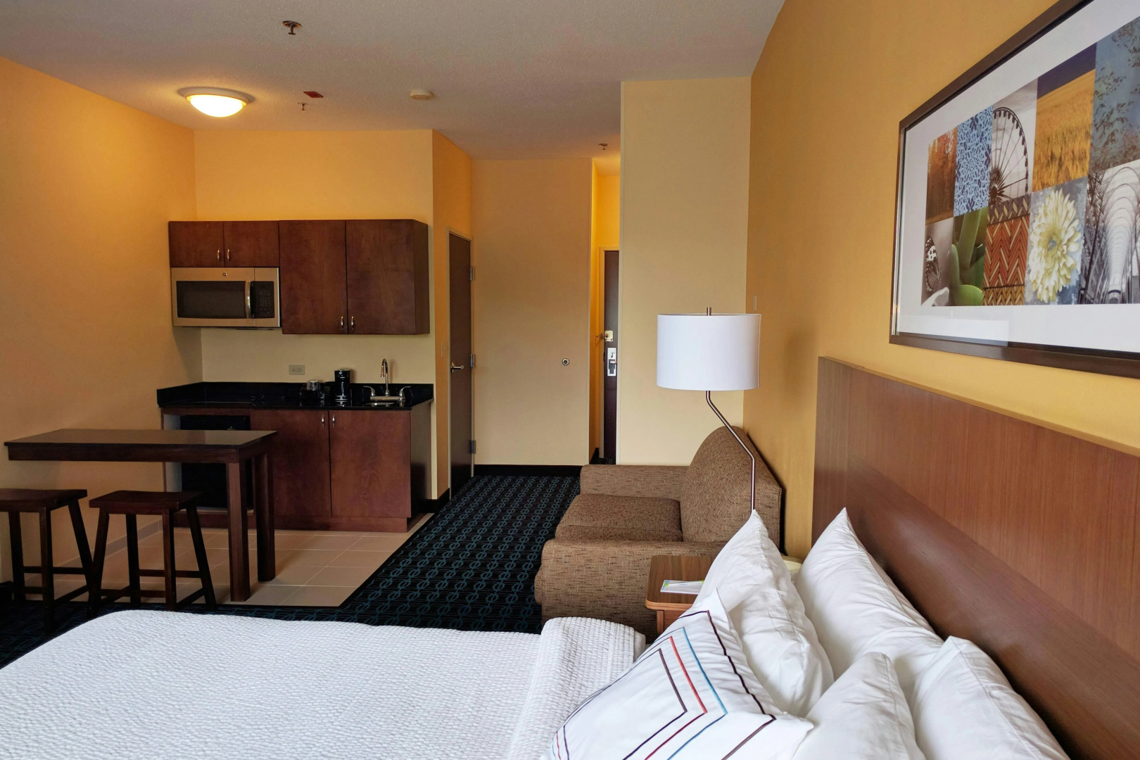 Photo - Fairfield Inn and Suites By Marriott St Charles