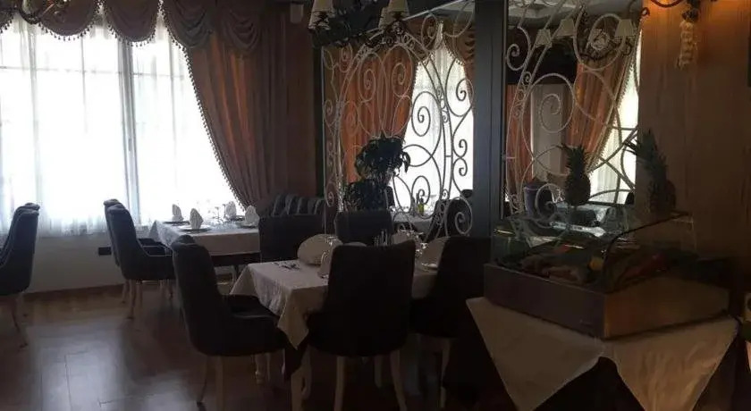 Photo - Hotel Mustang