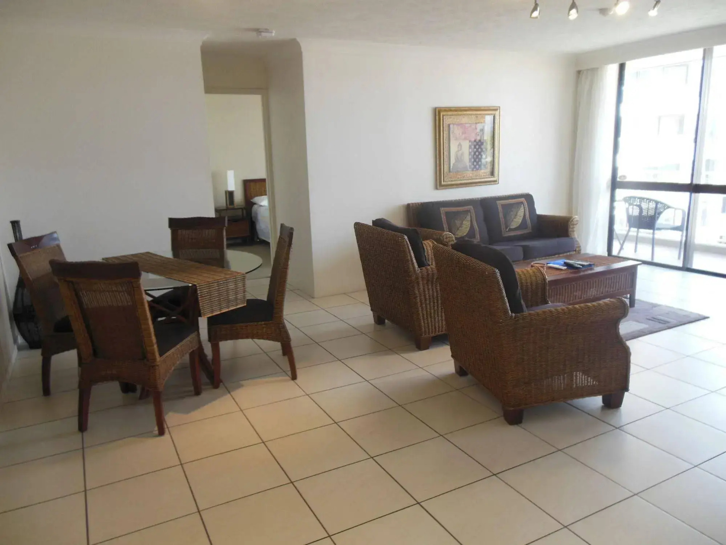 Photo - Breakers North Absolute Beachfront Apartments - Official