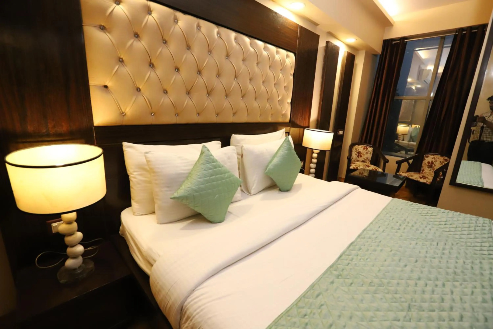 Foto - Hotel Palm Grand Naraina New Delhi - Couple Friendly Local IDs Accepted