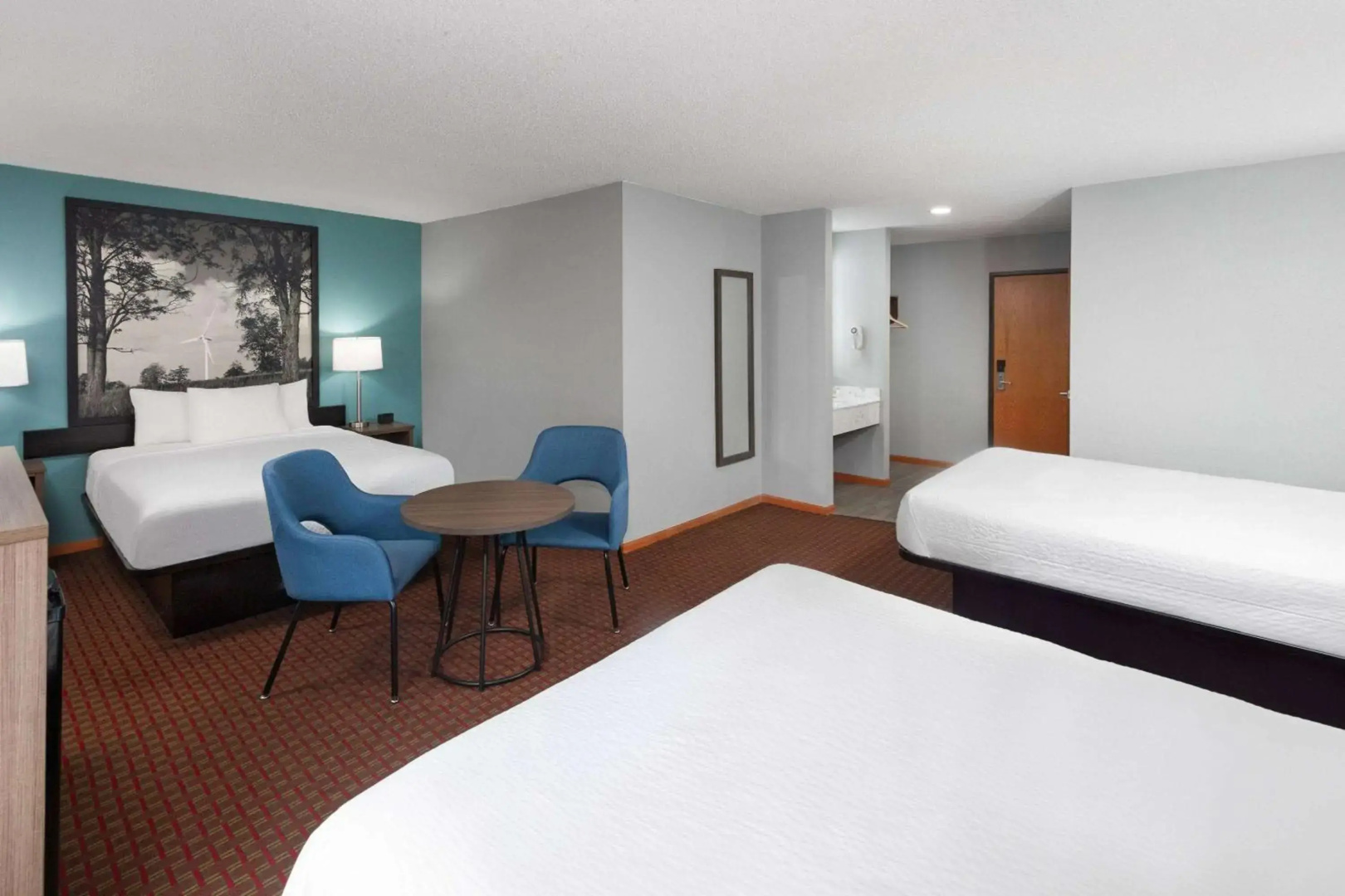 Photo - Super 8 by Wyndham McHenry/Fox Lake Area