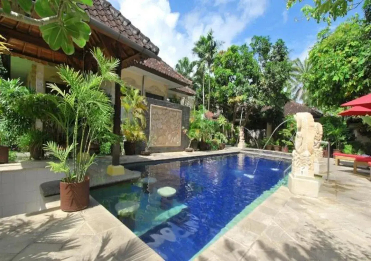 Photo - Yulia Beach Inn Kuta