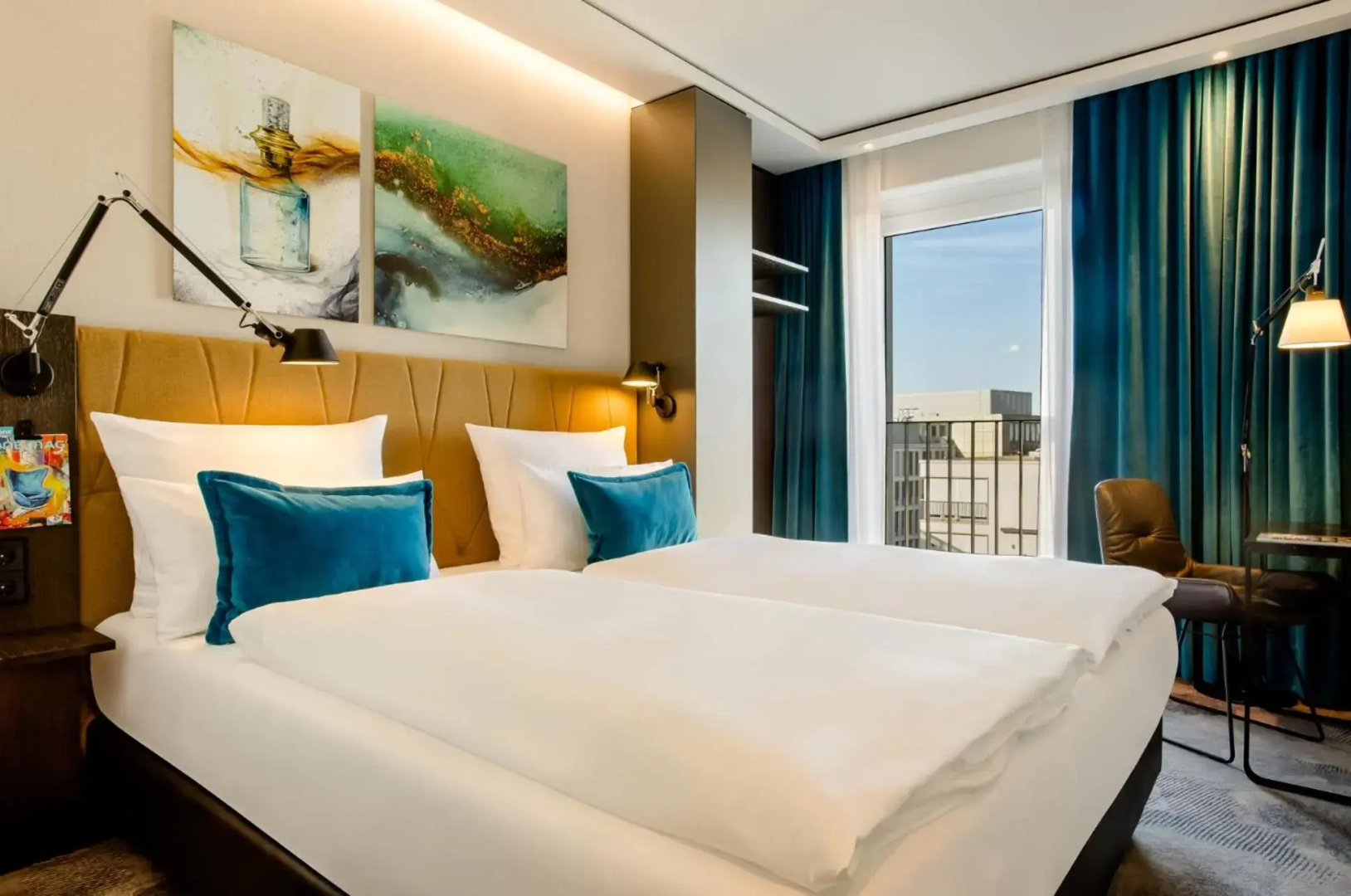 Photo - Motel One Köln-Altstadt