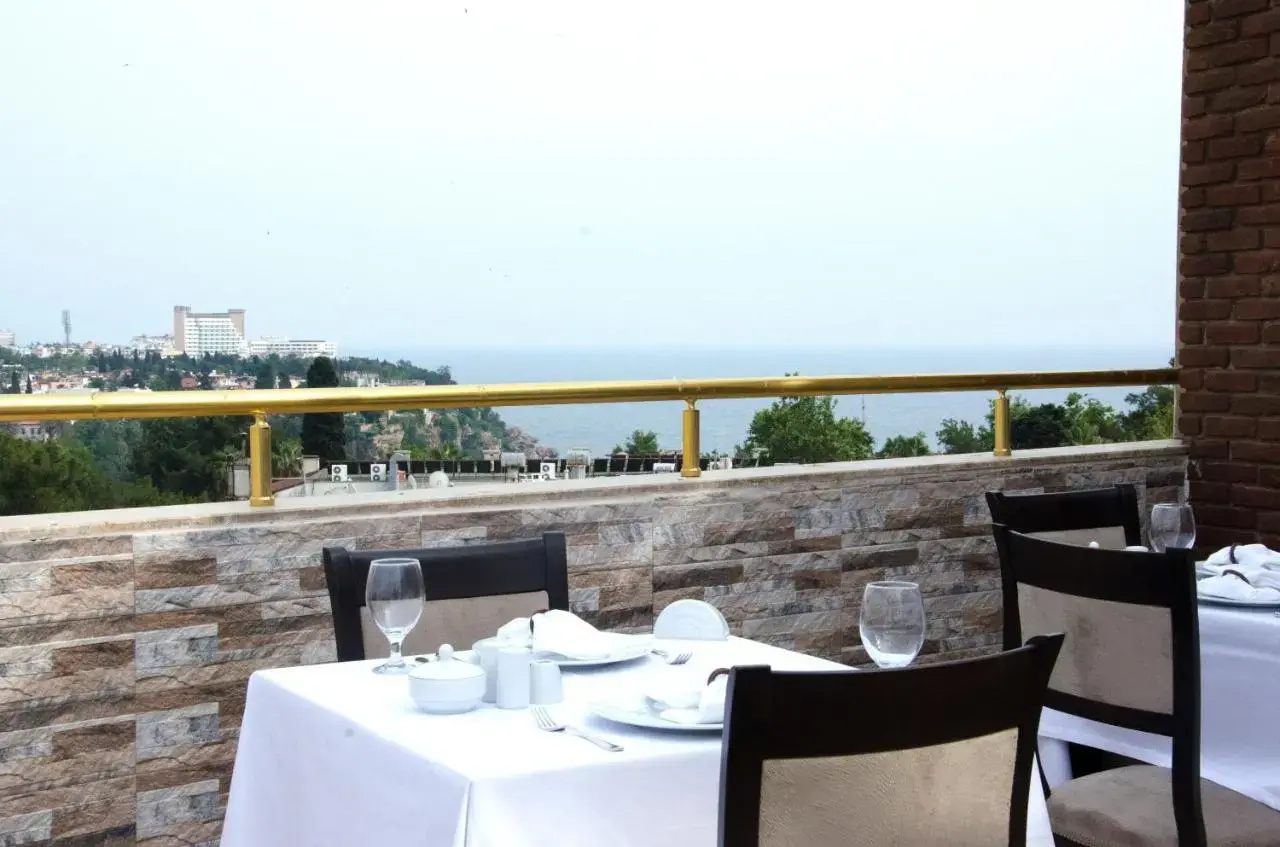 Photo - Ayhan Hotel