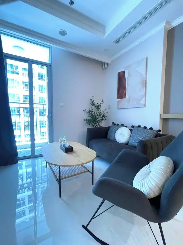 Photo - Landmark 81 and Landmark 6