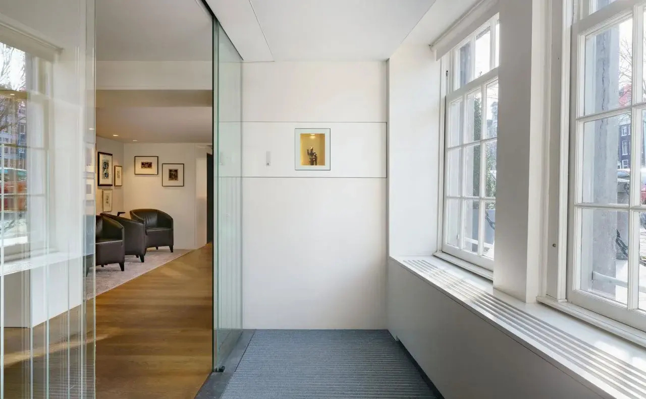 Foto - Ambassade Hotel