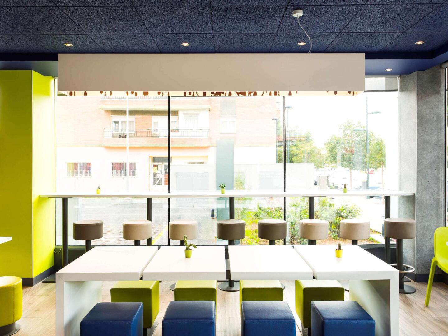 Photo - B&B HOTEL Zaragoza Plaza Mozart