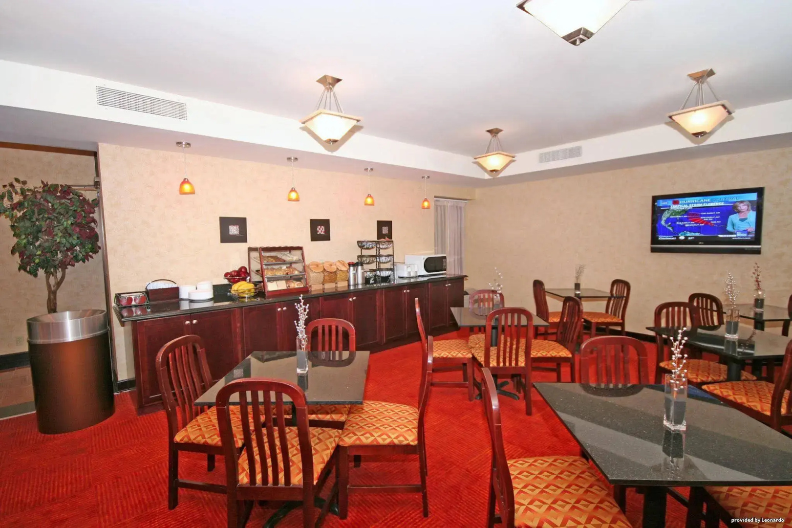 Foto - SureStay by Best Western Charlotte Matthews