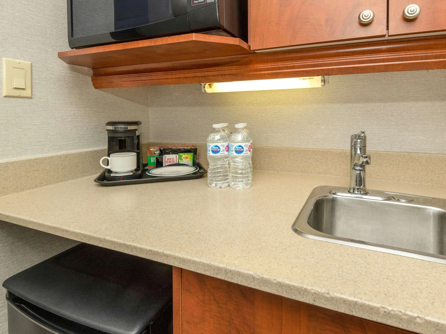 Photo - Comfort Inn Kanata Ottawa West