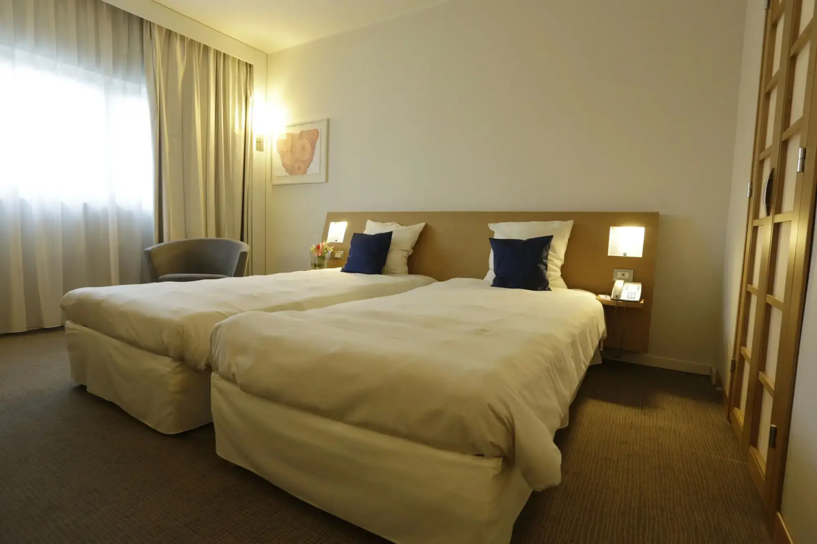 Photo - The Sydney Hotel