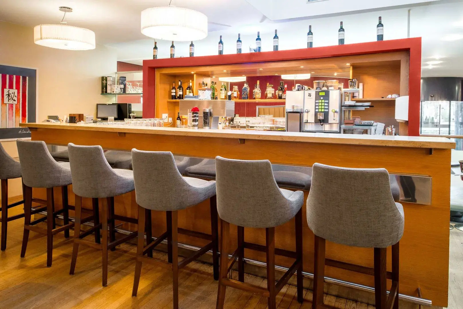 Photo - DORMERO Hotel Zürich Airport