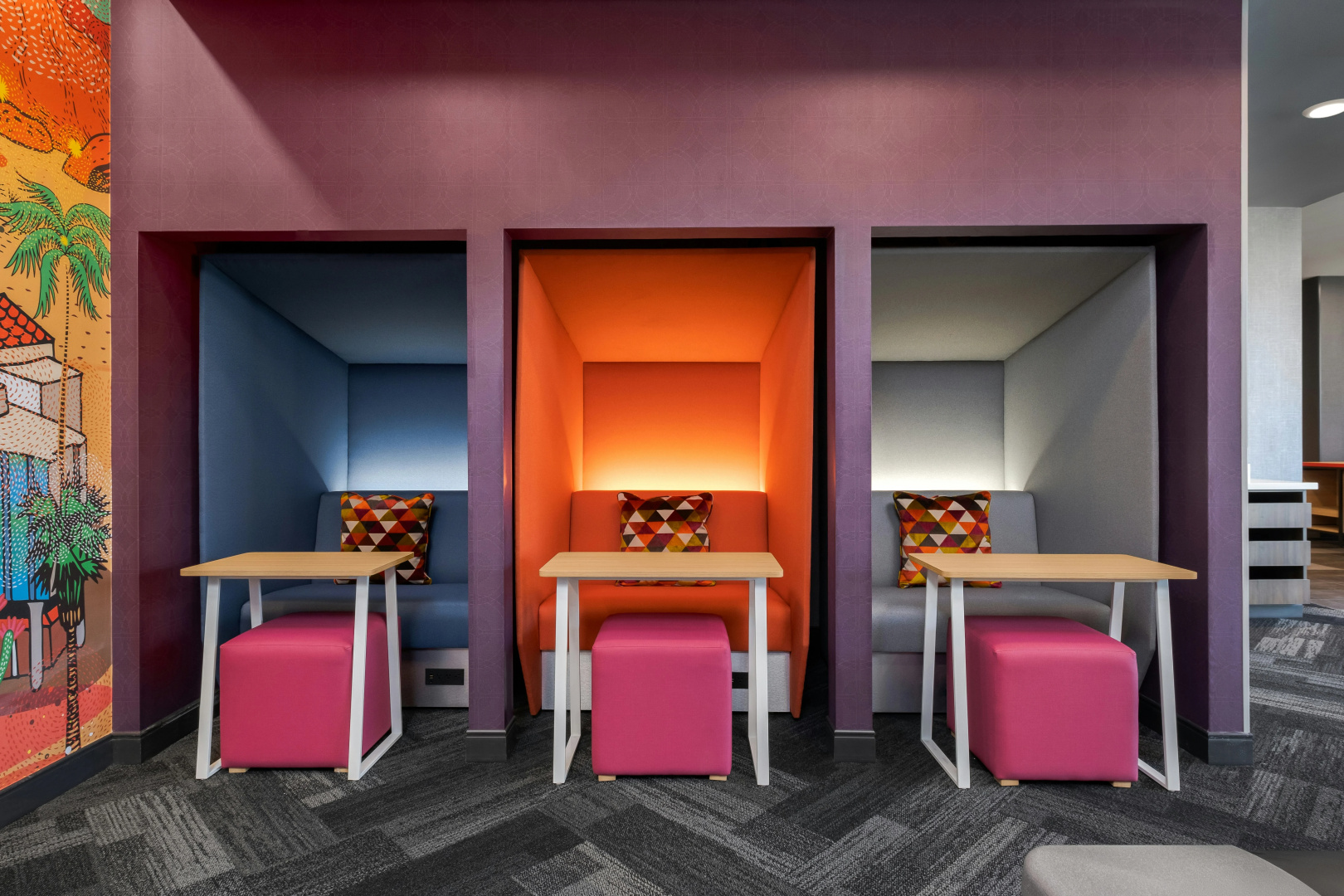 Photo - Home2 Suites BY Hilton Phoenix Midtown